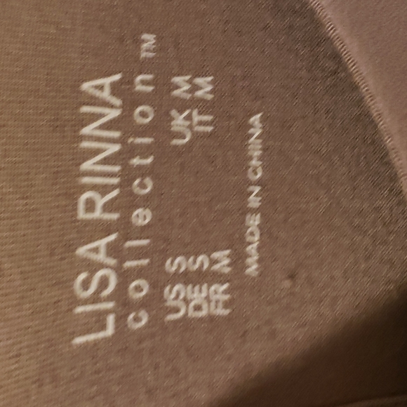Lisa Rinna blouse - Picture 2 of 6